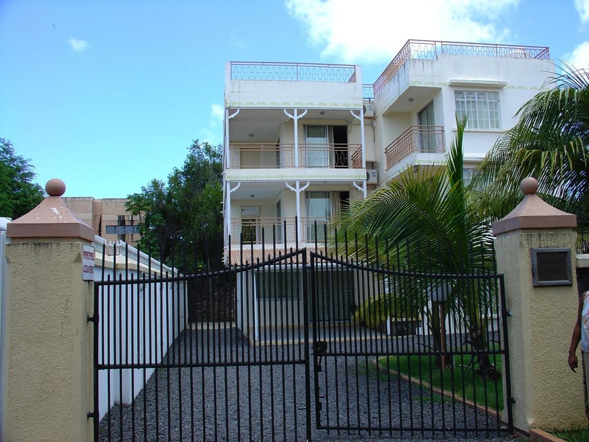 Residence Opera Mont-Choisy Bagian luar foto
