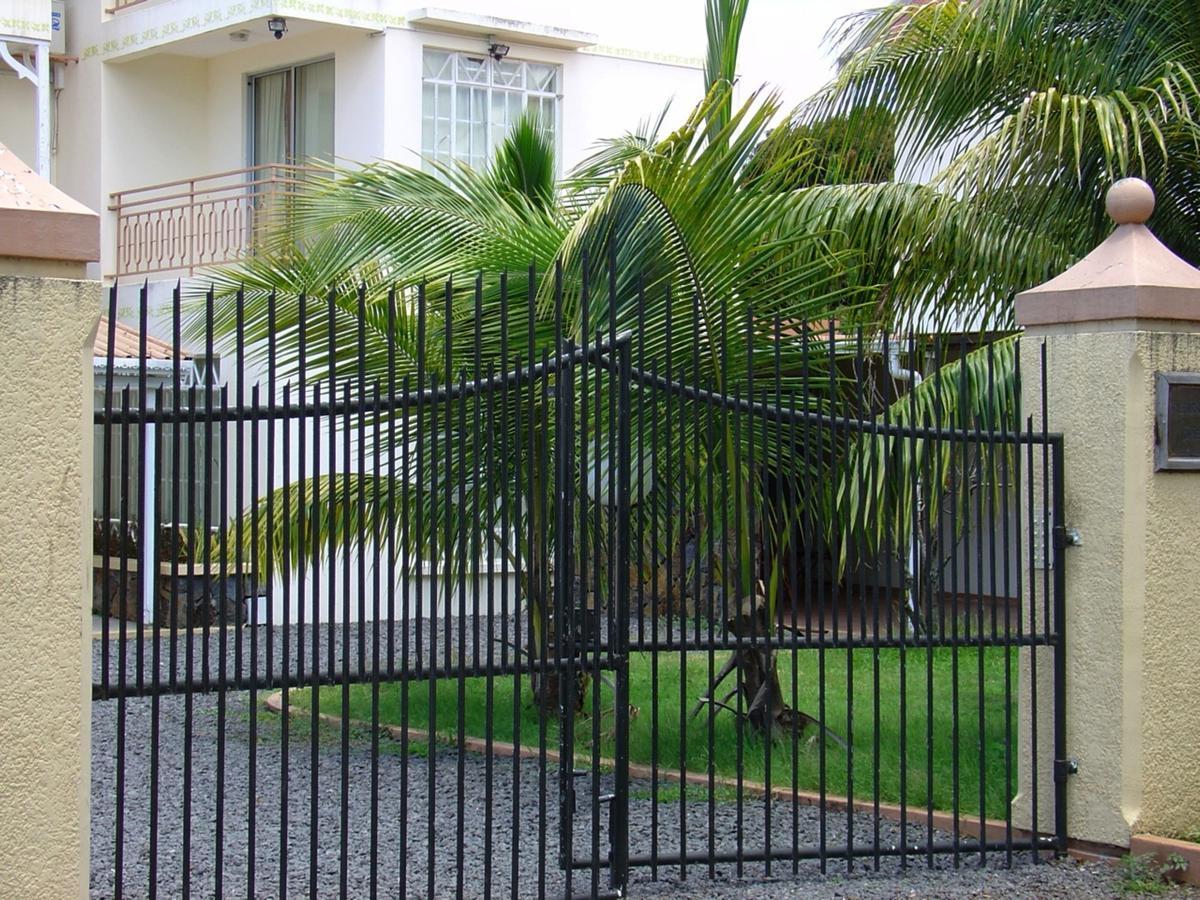 Residence Opera Mont-Choisy Bagian luar foto